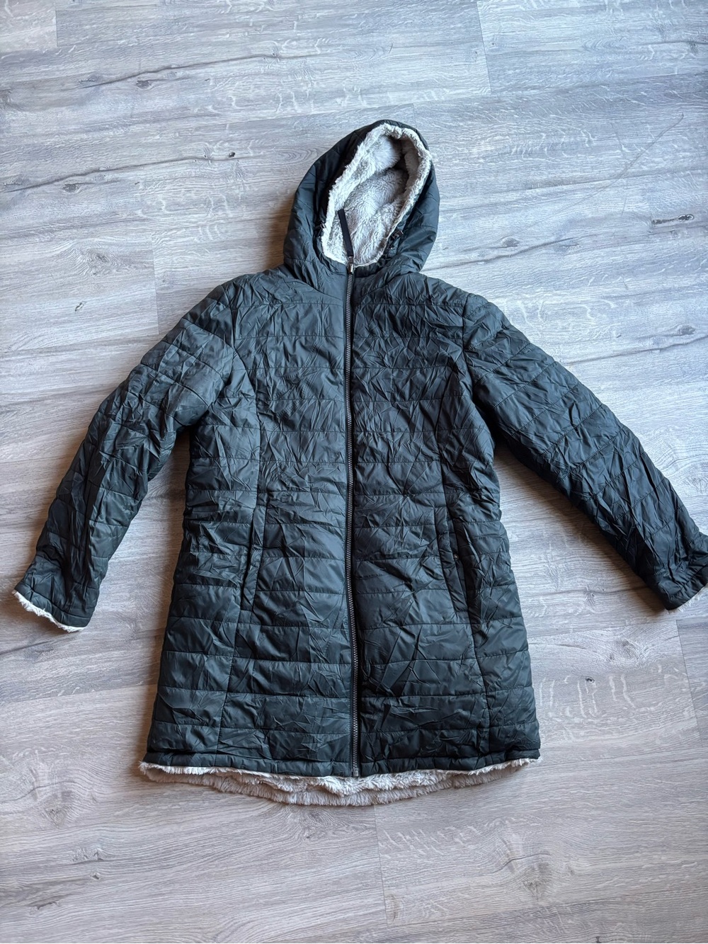 Women's Free Countey Black Quilted Hooded Coat with Faux Fur Lining